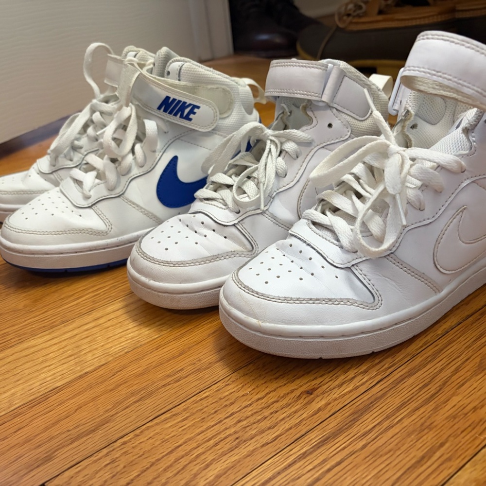 LOT of 2 Nike Court Borough Mid 2 size 4Y white/white; white/game royal